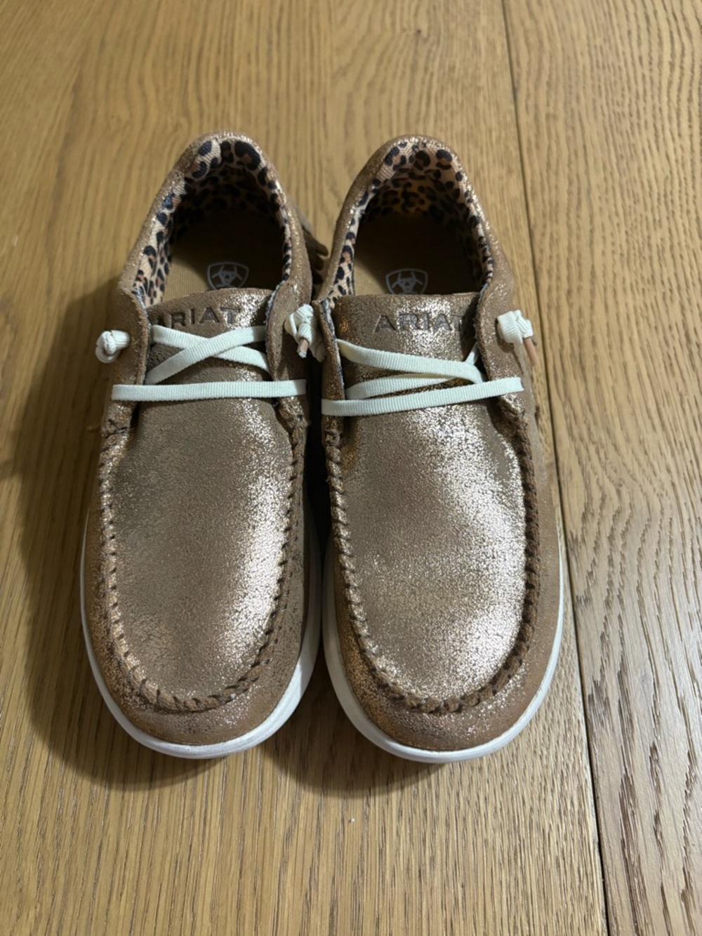 Ariat Metallic Rose Gold Moccasin Sneakers with Cream Laces